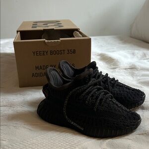 Adidas Kids Yeezy Boost 350 - Black and Gray